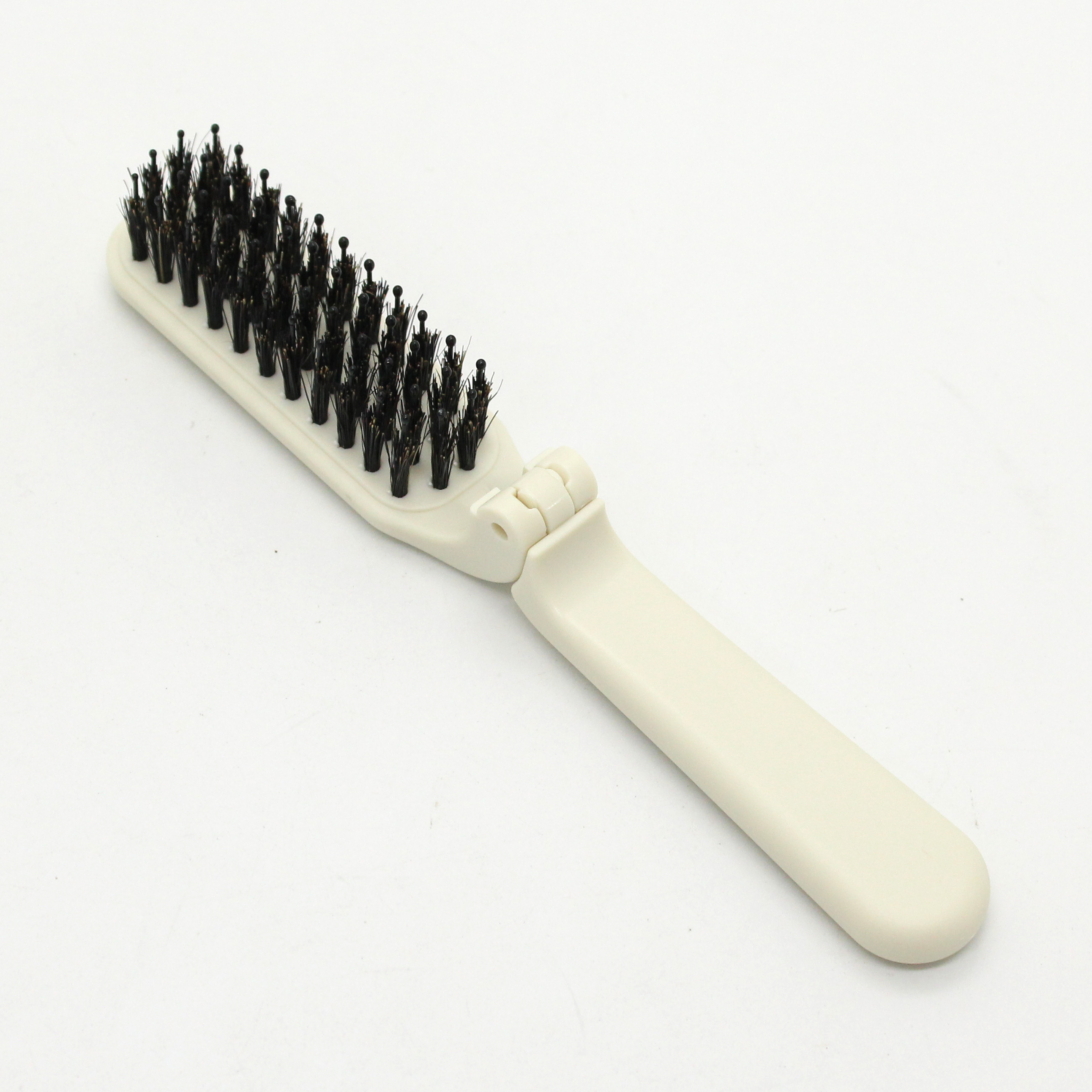 BiziLuxe Detangling Brush 17