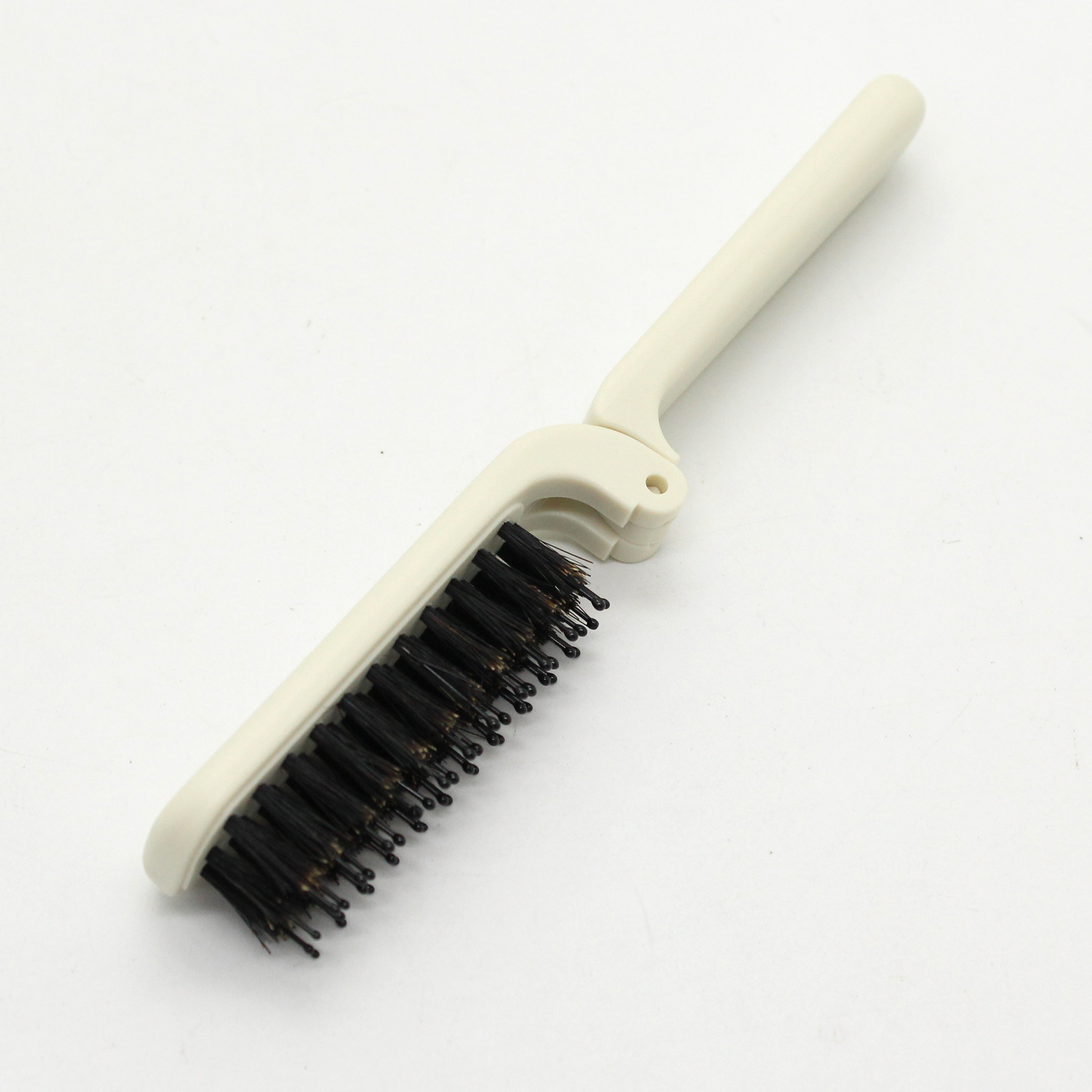 BiziLuxe Detangling Brush 7